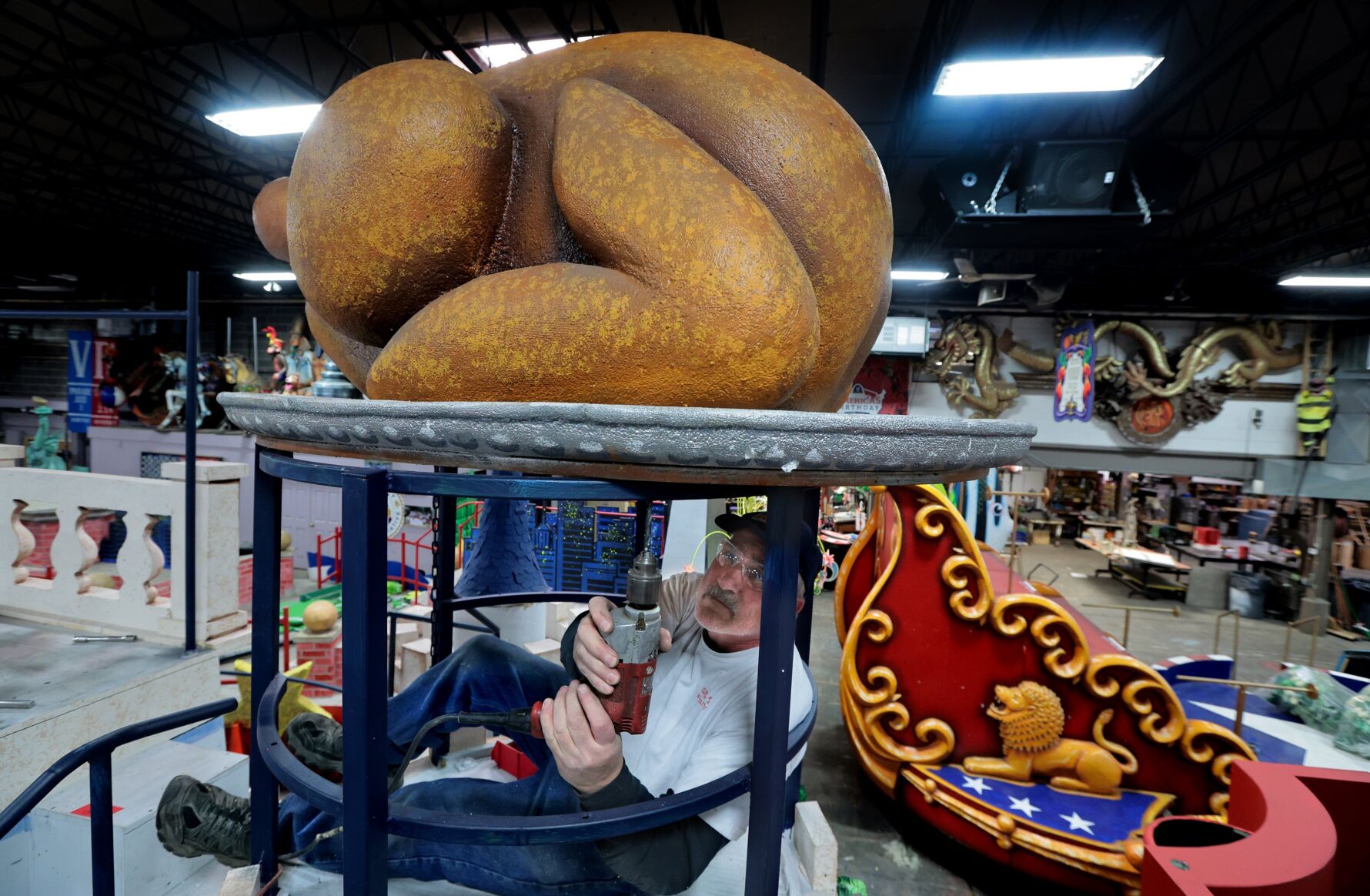 Mardi Gras floats taking shape